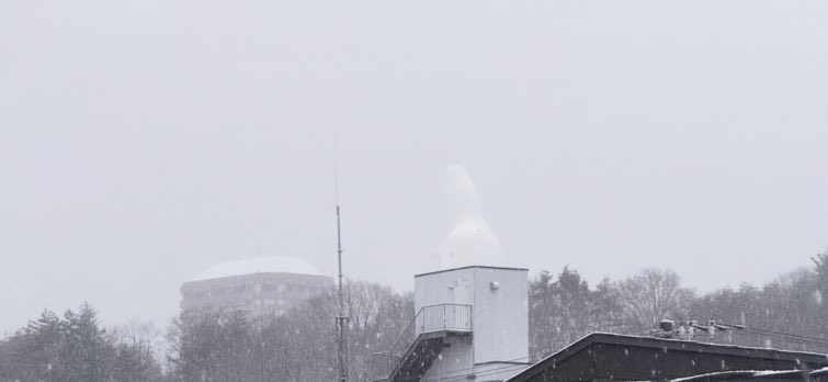 雪の仙台大観音と（令和8年1月24日）